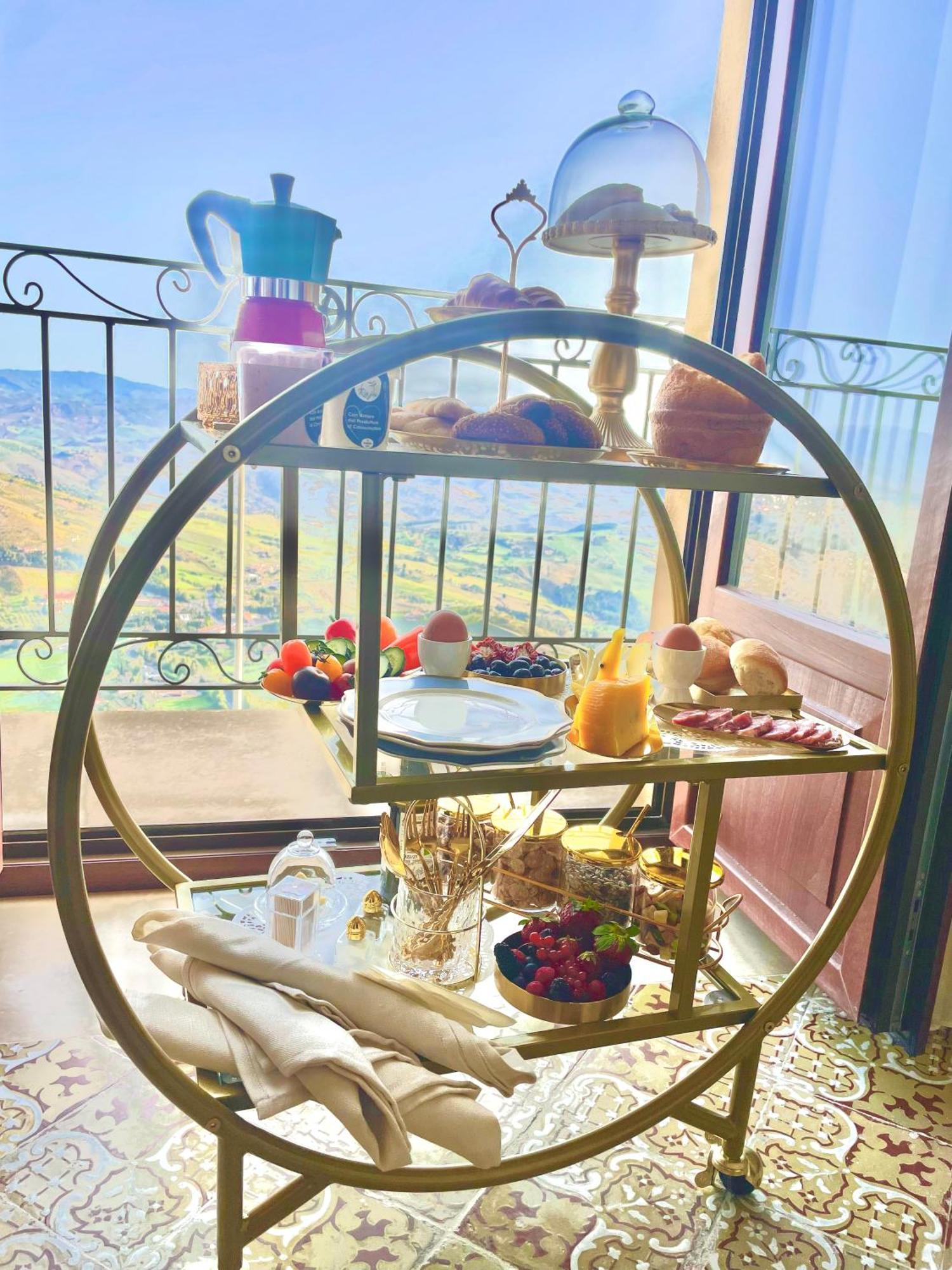 Dimora Del Duomo Hotel Ена Екстериор снимка