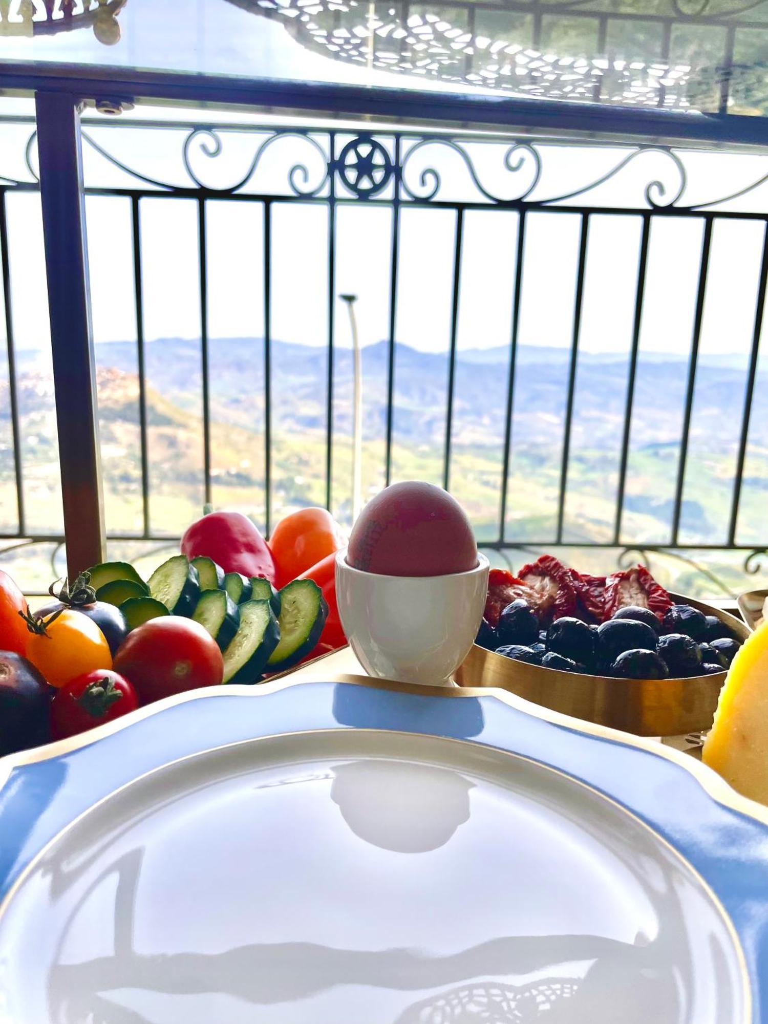 Dimora Del Duomo Hotel Ена Екстериор снимка